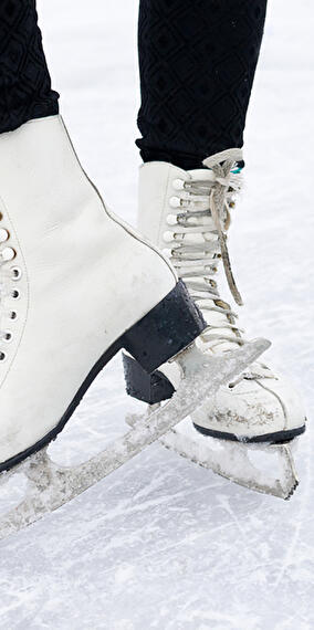 Halloween Disco on ice