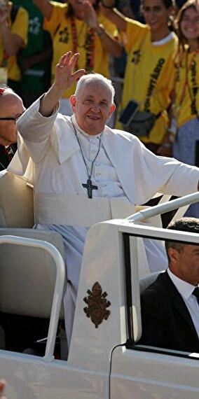 Visit of the Pope - procession