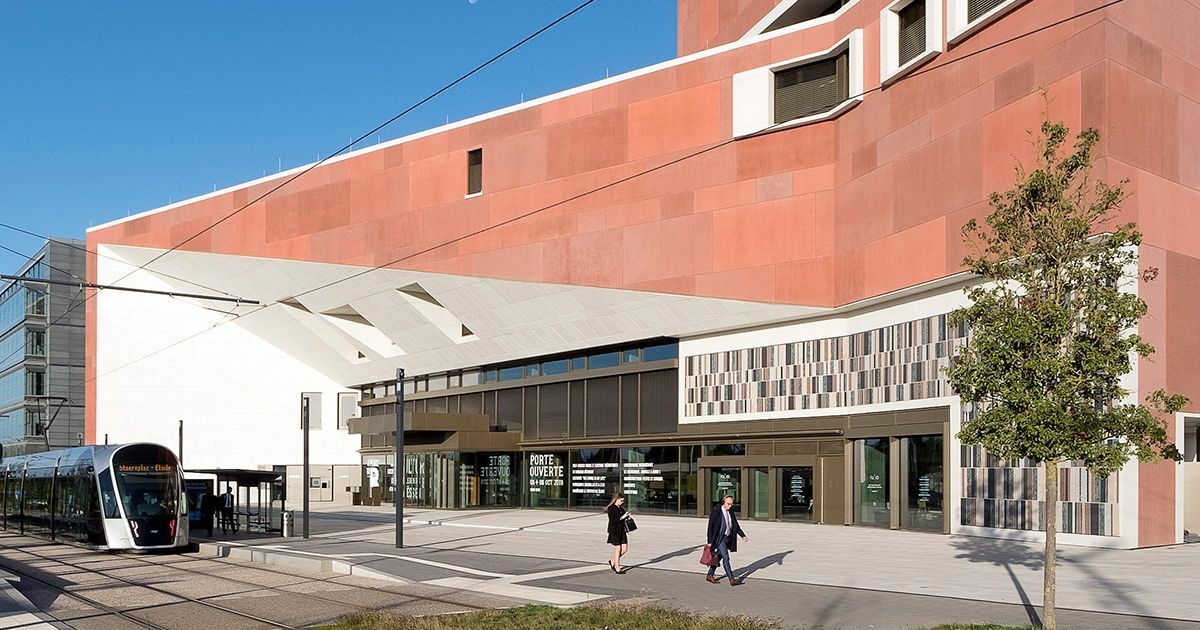 Guided tour of the National Library