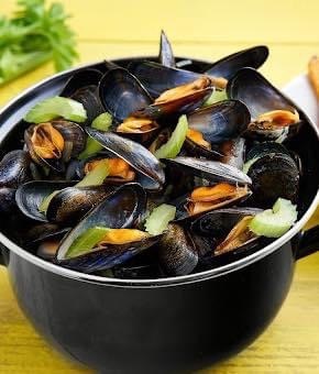 All-You-Can-Eat Mussel Evenings