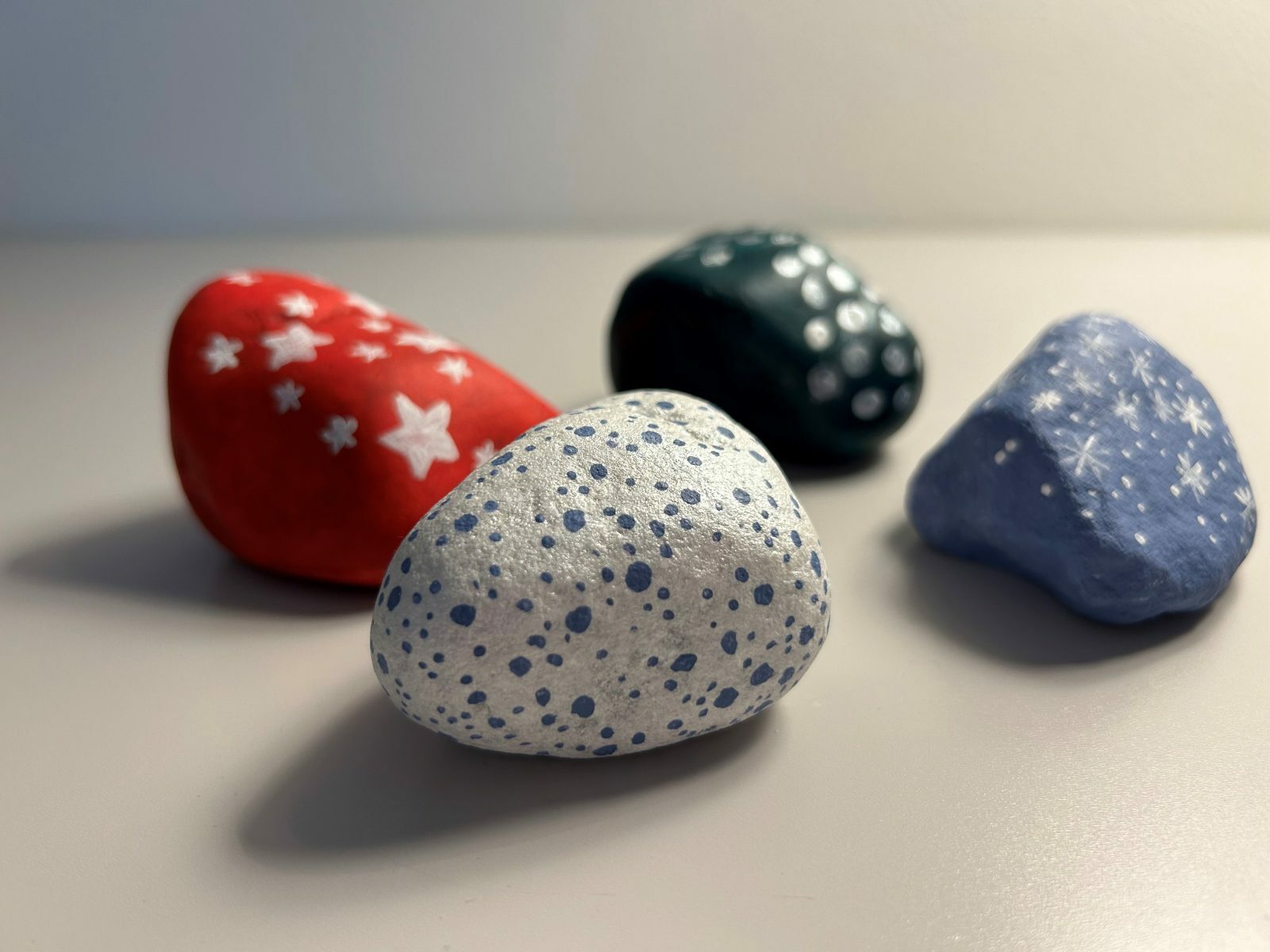 Winterwonderland : Enchanting Pebbles