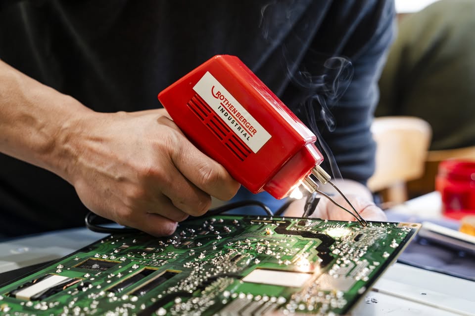 Repair Café à Helperknapp