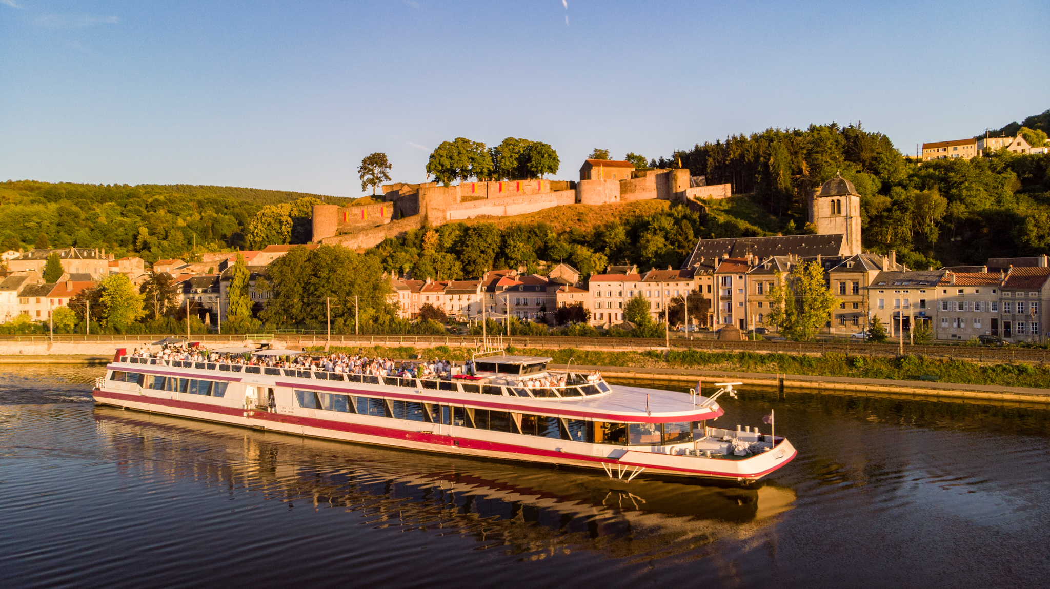 Sundayvibes  Ballermann Party boat