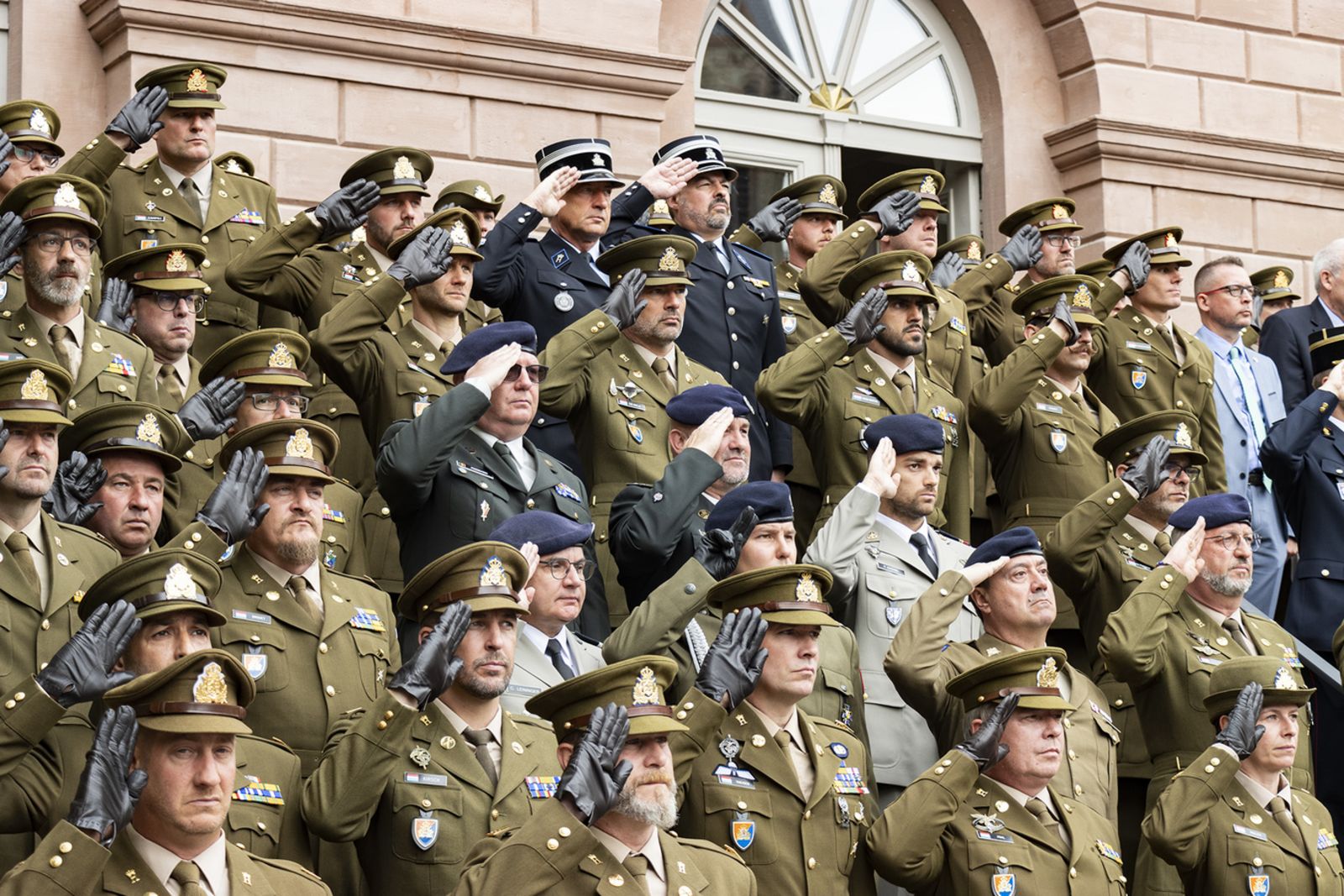 Fête nationale à Diekirch - parade militaire