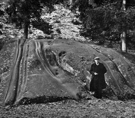 Traces sur les rochers - promenade