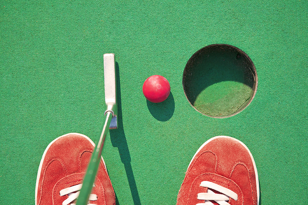 Mini-golf