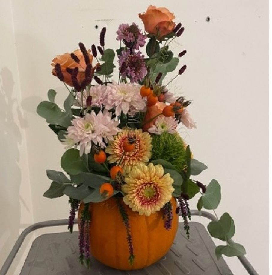 Floral Workshop: Autumn Pumpkin with Flowers