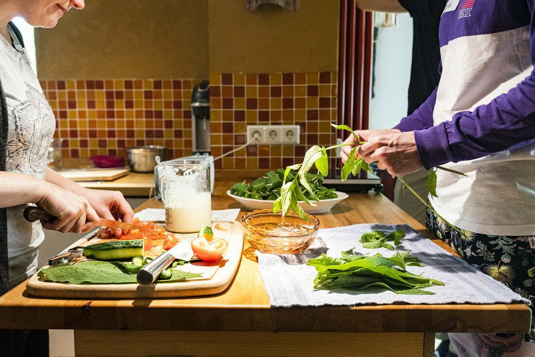 Christmas Baking with Wild Herbs