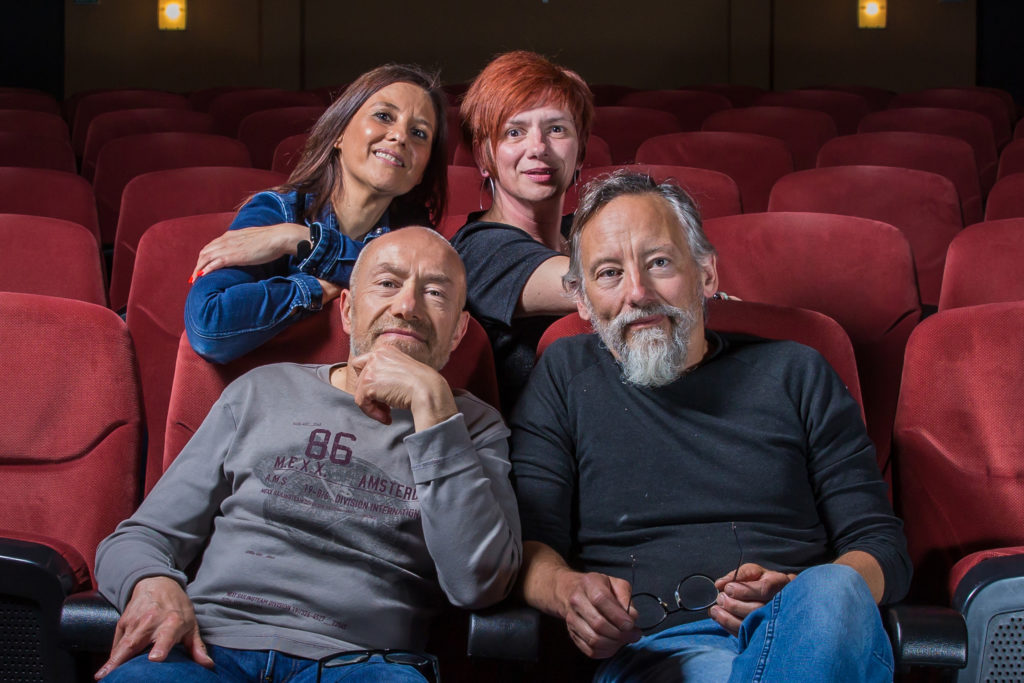 POIVR’&SCENES : Cie Les Z’Effrontés « J’AIME BEAUCOUP CE QUE VOUS FAITES » (THÉÂTRE – HUMOUR)