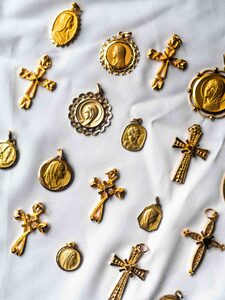 Catholic Aesthetics - From the Old Mass to Catholicore