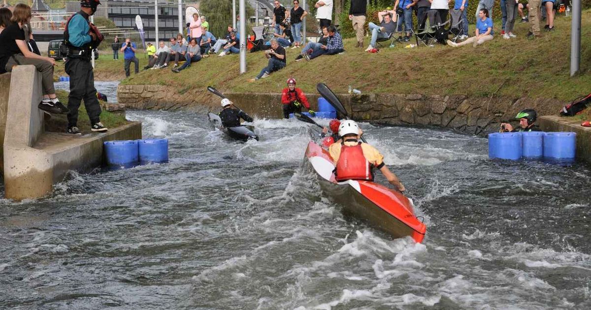 Kayak: Descente eau vive sprint compétition