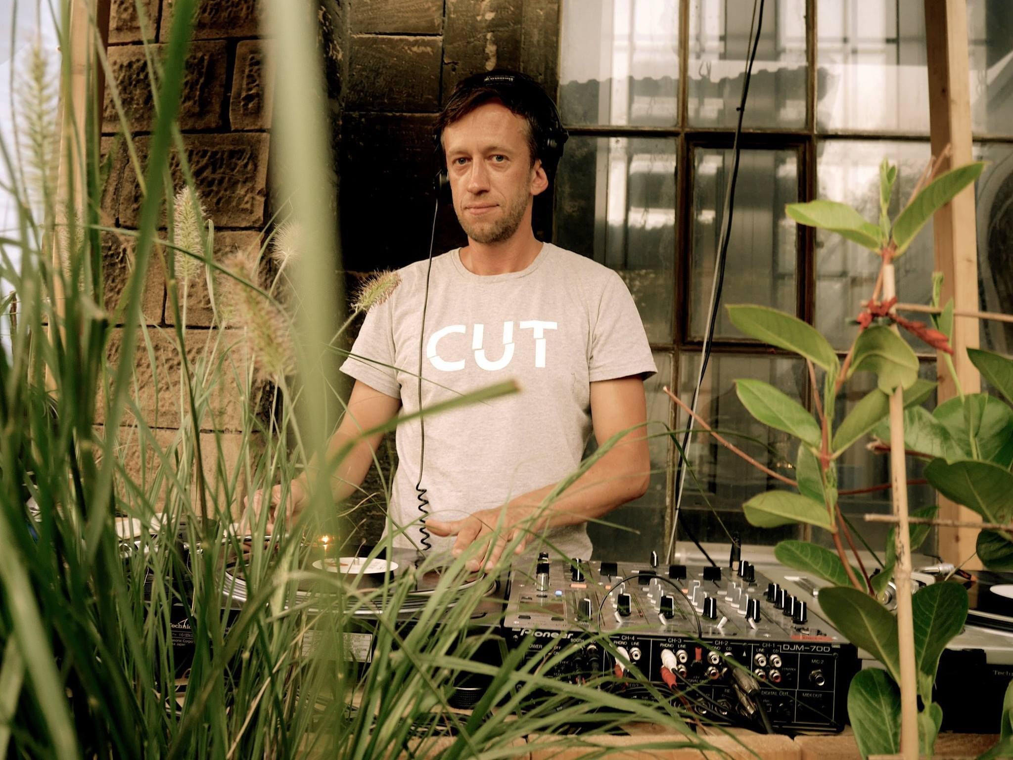 Warm-up: Heincha - dj set