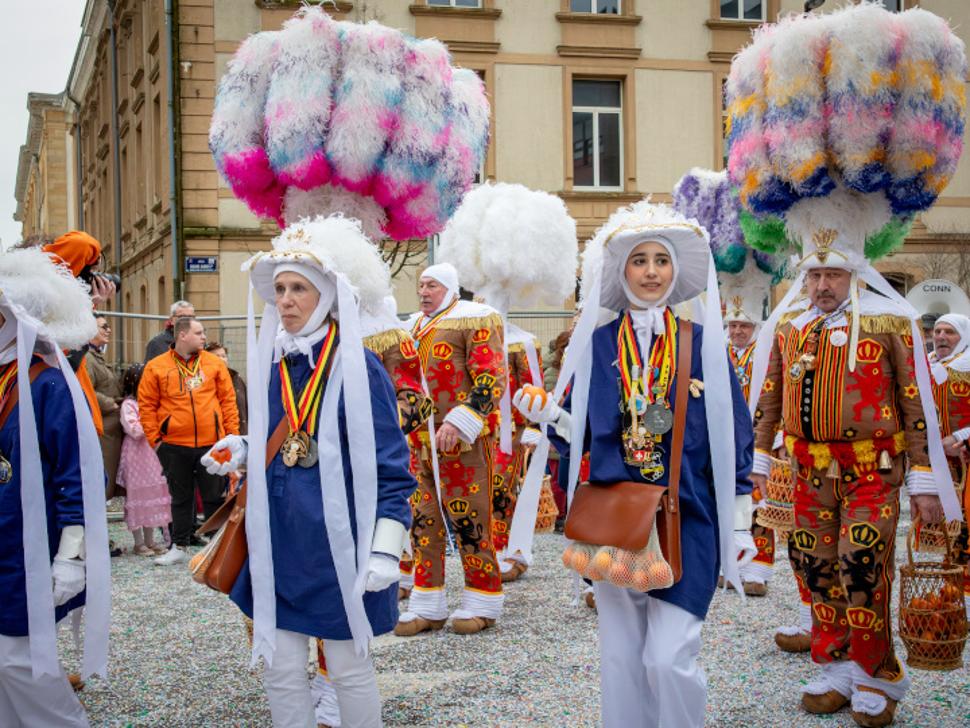 The Faithful of Arlon at the Carnival